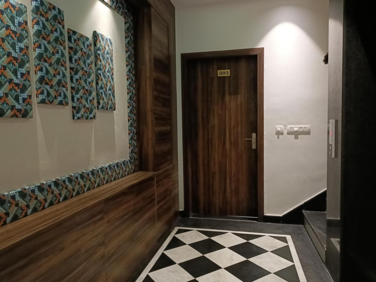 Hotel Vrinda Inn Удайпур Екстер'єр фото